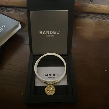 Bandel 화이트 실리콘 목걸이