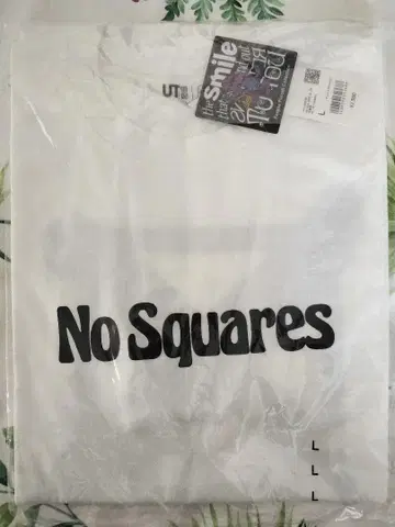 유니클로 No Squares 티셔츠 L 사이즈