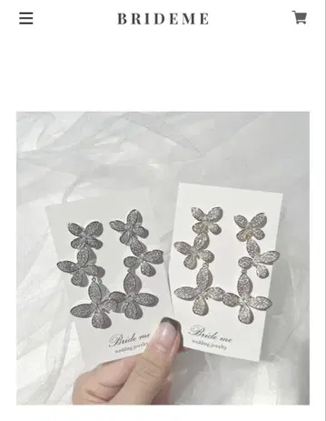 BRIDE ME 큐빅 지르코니아 귀걸이 버터플라이