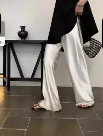 아이보리 와이드 팬츠 S