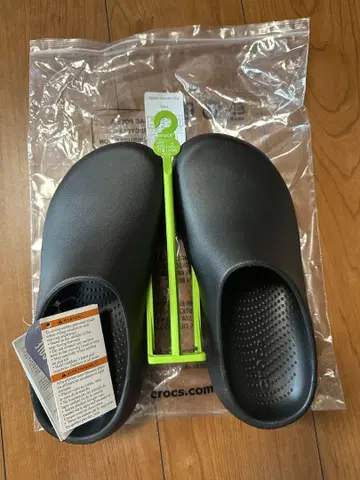 Crocs] 샌들 멜로우 리커버리 크로그 23cm
