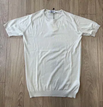 JOHN SMEDLEY 존스메들리 베이지 코튼 크루넥 니트