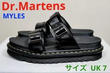 Dr.Martens 닥터마틴 MYLES 슬라이드 샌들 7