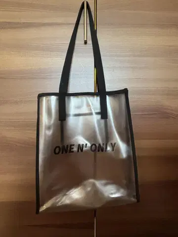 ONE N' ONLY 원 엔 에비라이 PVC 백
