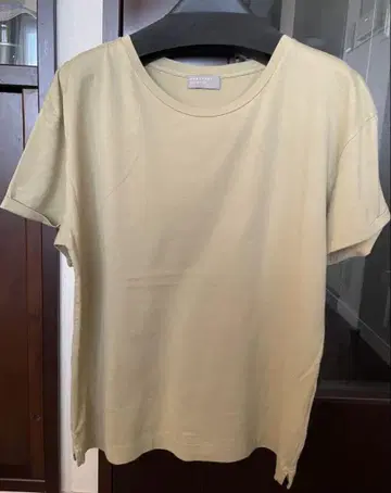 마가렛 호웰 반팔 티셔츠