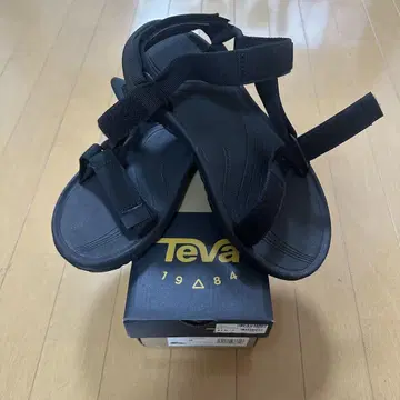 Teva Hurricane 4 블랙 샌들 27cm