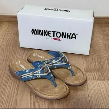 미사용 새상품 MINNETONKA 블루 플립플랍 24cm