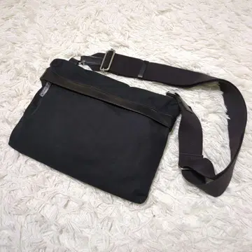 마가렛 호웰 사코슈 블랙 하프 가죽