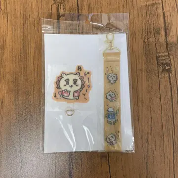 치이카와 시사의 기념품 가게 핸드 스트랩이 달린 폰 탭