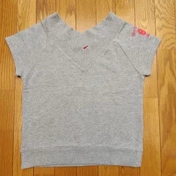 TOMMY GIRL 그레이 V넥 상의