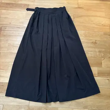 lelill 레릴 벨트 플레어 스커트