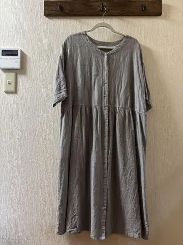 사만사 모스모스 린넨 100% 그레이 주 반팔 원피스