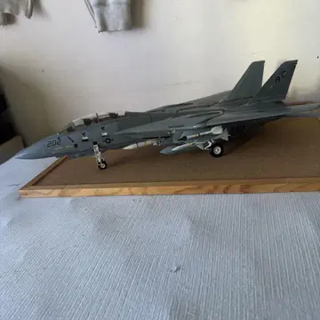 타미야 1/32 F-14A 톰캣 SWORDSMEN