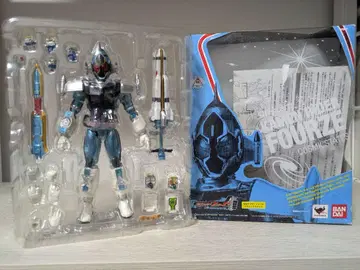 S.H.Figuarts 가면라이더 포제 코즈믹 스테이츠 피규아트