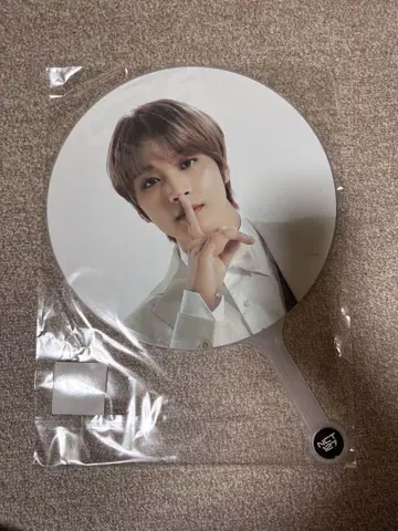 nct127 헤찬 펜미 부채