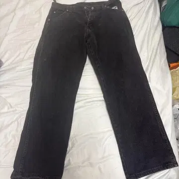 Wrangler 블랙 데님 스트레이트 팬츠