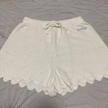 젤라또피케 숏팬츠