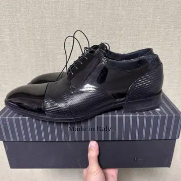 Giovanni Conti (Made in Italy) 에나멜 가죽 신발