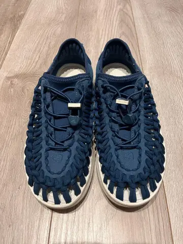 KEEN 샌들 24.5