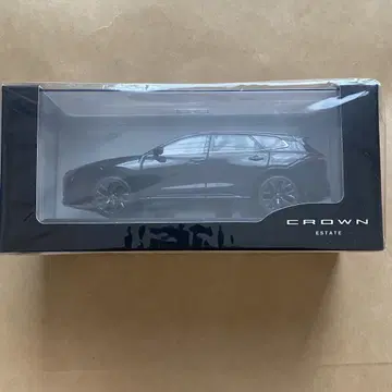 크라운 에스테이트 HEV 202 블랙 미니카