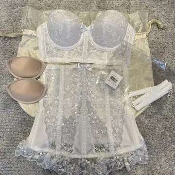 세모아 브라이덜 이너 C65/58