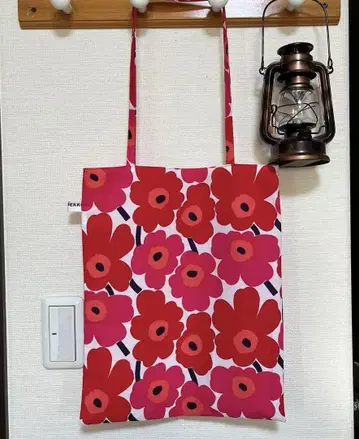 MARIMEKKO 꽃무늬 에코백