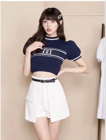 Darich DD 하프 슬리브 니트 탑 NVY
