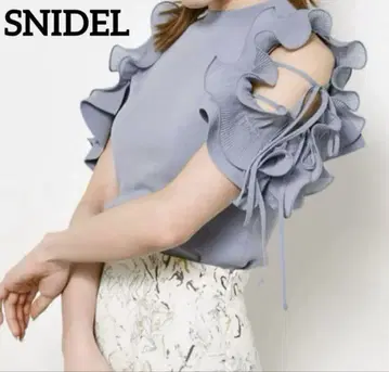 SNIDEL 스나이델 프릴 상의