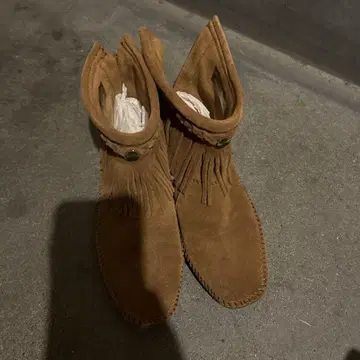 Minnetonka 브라운 프린지 웨스턴 부츠 8
