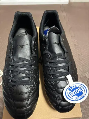 Mizuno 모듈러 와이드 블랙 스파이크