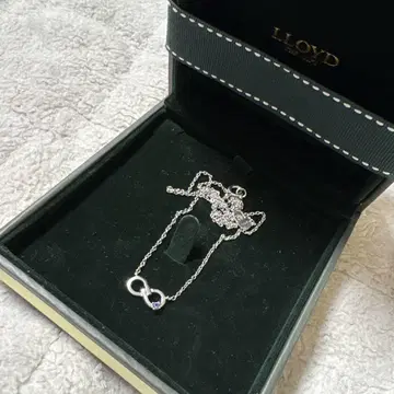 LLOYD 무한대 모티브 목걸이 블루 스톤