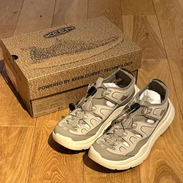 KEEN CURVE 아웃도어 샌들 그레이