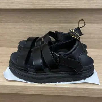 Dr.Martens BLAIRE 블레어 샌들 통굽