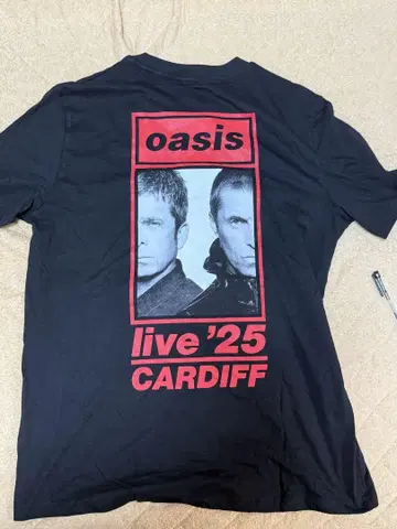 당일 발송] Oasis 투어 공연장 판매 티셔츠 L 카디프