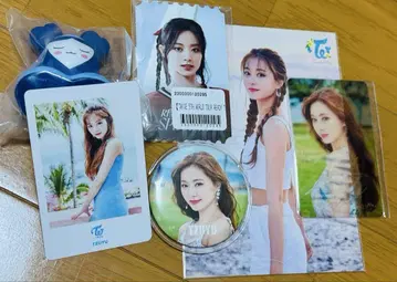 TWICE 쯔위 스티커 쯔리 가챠 사진 캔뱃지