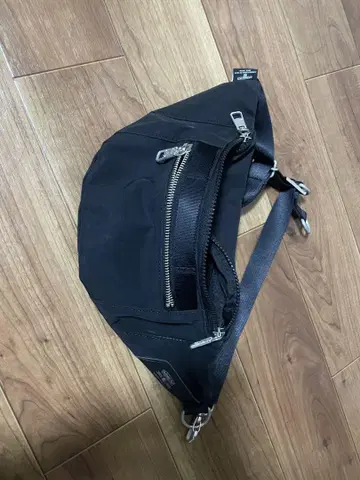 AS2OV 바디백 블랙