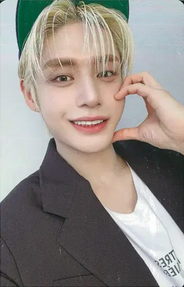 ZEROBASEONE 초회 한정판 A JIWOONG PREZENT
