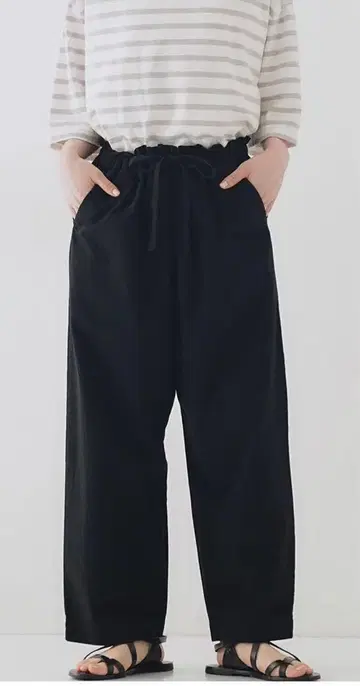 현행 모델 nest Robe 네스트로브 코튼 초발수 이지 팬츠 블랙