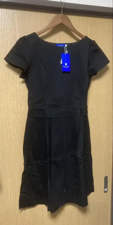 BLUE LABEL CRESTBRIDGE 반팔 미니 원피스 36 블랙