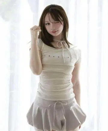 andmary Mary logo ribbon tops 베이지