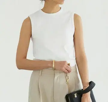2025/ss IENA BlACk 탱크탑 white