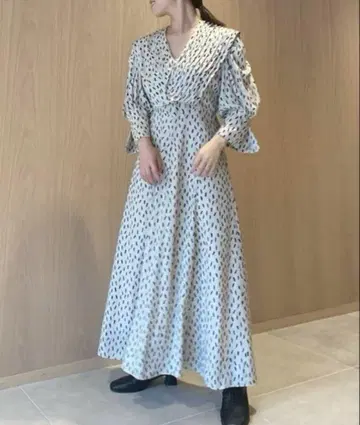 SNIDEL 스나이델 빅 컬러 클래시컬 원피스