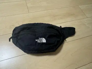 THE NORTH FACE 바디백 블랙