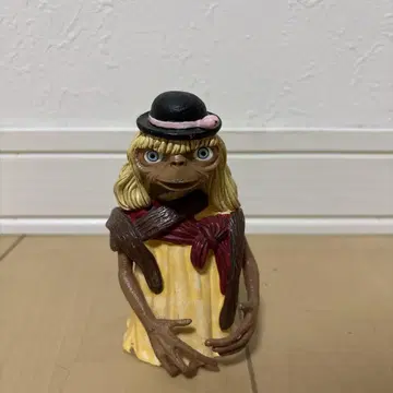E.T 피규어