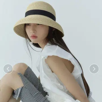 eimy istoire 에이미 이스트 월 카사블랑카 HAT