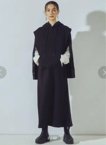 UN3D. 디자인 후드티 원피스
