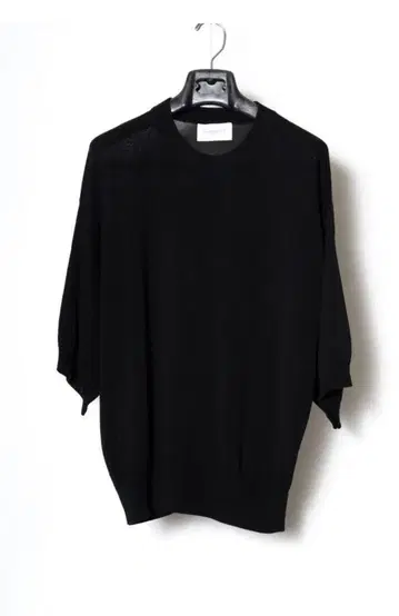 CREW-NECK S/S SWEATER / BLACK 사이즈 5