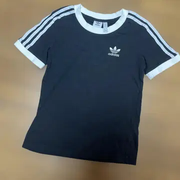 아디다스 반팔 티셔츠 XS 블랙 스트라이프