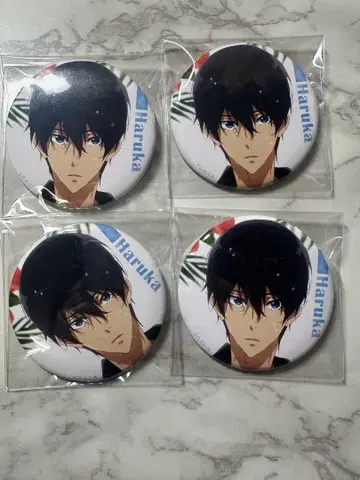Free! summer  캔뱃지 4개 세트