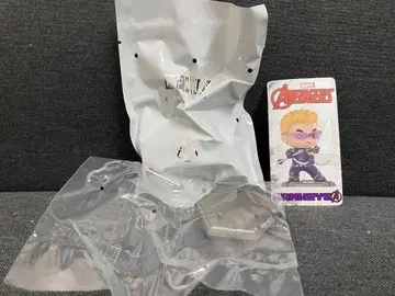 POP MART 호크아이